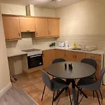 Excellent Location 2 R2 아파트호텔 더블린