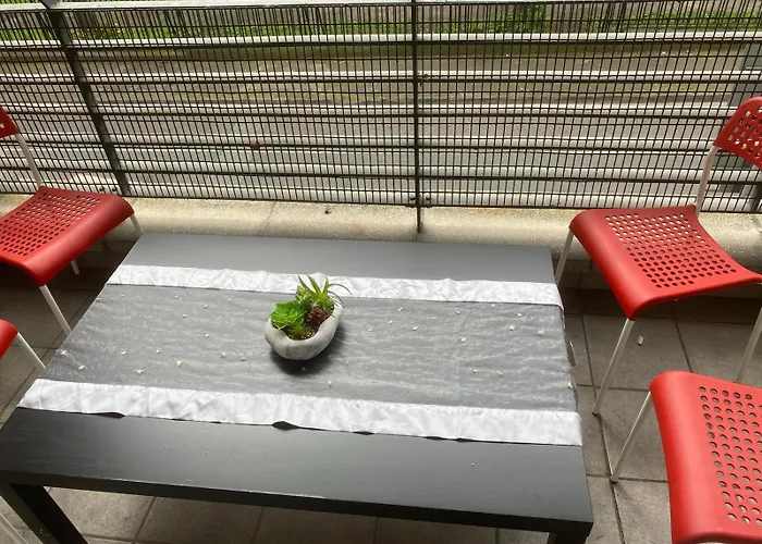 Excellent Location 2 R2 Apartahotel